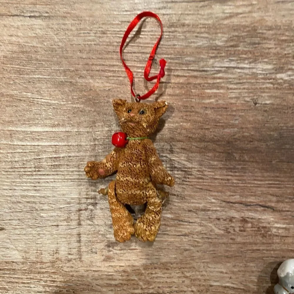 Vintage Kurt Adler Brown Tabby Cat and Polka Dot Rocking Horse Ornament Set of 2 - Picture 2 of 6